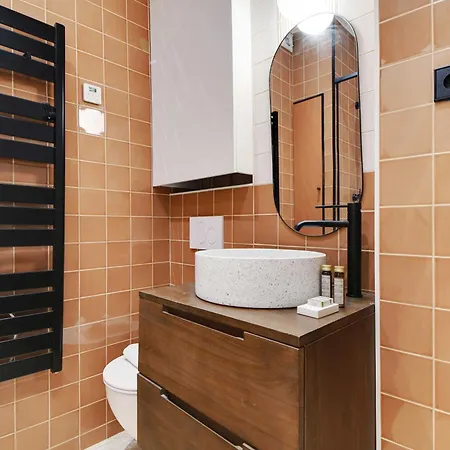 Superb -1br-4p- Montmartre Paris